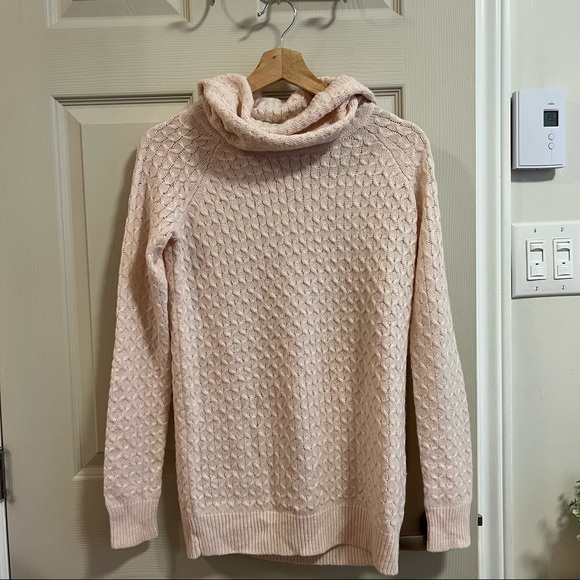 Simons Baby Pink Turtleneck Sweatshirt - Picture 3 of 5